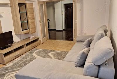 Unirii / Alba Iulia: 2 Camere Renovat, 3 Balcoane și Vedere la Bulevard! - 1