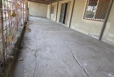 Casa si teren - Botoroaga, Valea Ciresului - 3