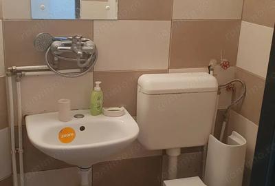 Garsoniera - Etaj 3 - Zona Piata Mihai Viteazul - Arad (Proprietar) Garsoniera - Etaj 3 - Zona Piata Mihai Viteazul - Arad (Proprietar) - 7