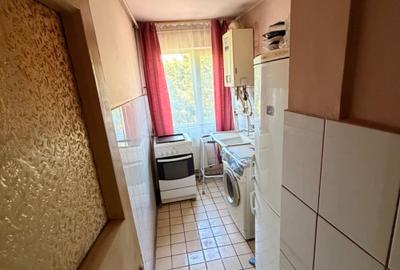 Apartament cu 3 camere semidecomandat în Șagului