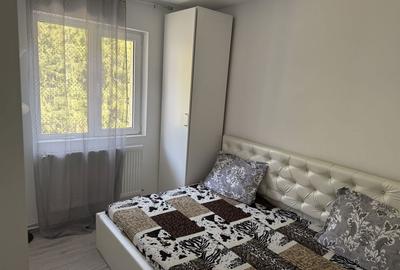Apartament cu 3 camere decomandat în Central - 1