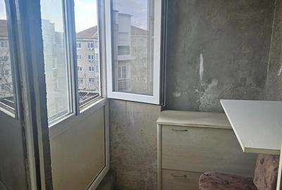 Garsonieră decomandată în Rogerius - 2