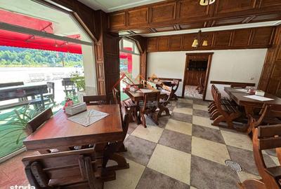 Spațiu comercial, de 1,500 mp, în Central - 9