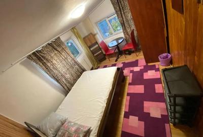 Inchiriez camera la vila privata dar baia bucataria comun tg cucu centru iasi Garantia in rate P.F. Inchiriez camera la vila privata dar baia bucataria comun tg cucu centru iasi Garantia in rate P.F. - 4