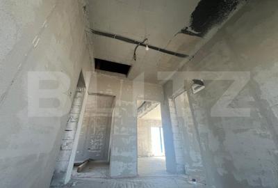 Casă cu 5 camere cu Canalizare în Malu Mare - 11