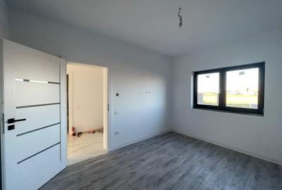 Duplex cu 4 camere cu Teren 365 Mp în Moșnița Veche - 7