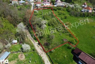 Teren de 2677 mp, în Valea Iașului - 9