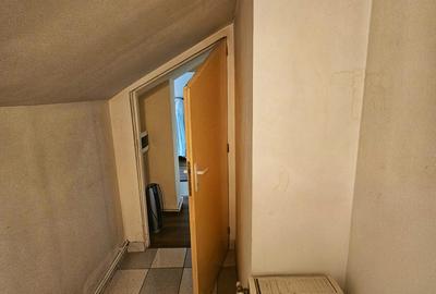 Casa P+1E+M, cu 5 camere în Cantacuzino – ideală birouri sau locuință - 44