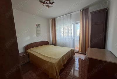 Apartament cu 3 camere decomandat în UTA - 13