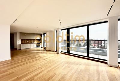 Apartament cu 4 camere decomandat, mobilat în Iancu Nicolae