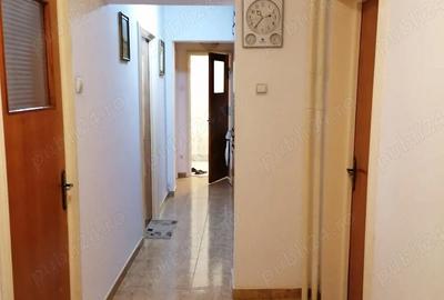 Apartament cu 4 camere decomandat în Sălăjan - 5
