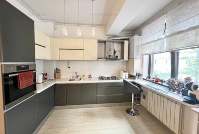 Apartament cu 3 camere decomandat, mobilat în Decebal - 17