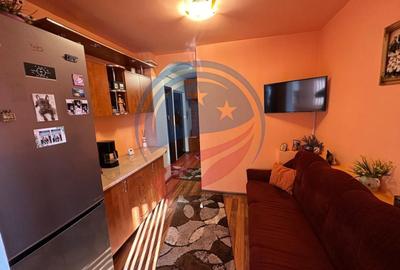 Apartament cu 3 camere decomandat, mobilat în Sărari - 5