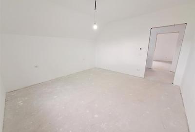 Casa noua P+M ,in Hemeius, aproape de Primarie, 413 mp  teren - 22