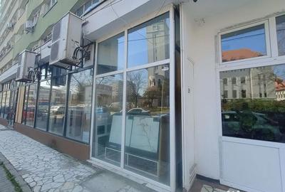 Spațiu comercial, de 260 mp, în Titulescu - 10