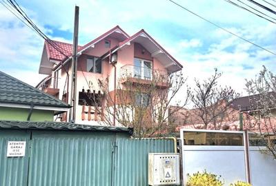 Casă cu 4 camere în Central