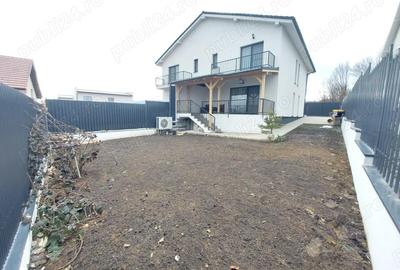 Casă cu 5 camere cu Teren 255 Mp în Central - 2