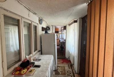 Casă cu 5 camere cu Teren 468 Mp în Central - 1
