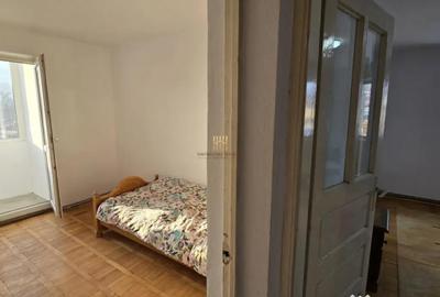 Apartament cu 3 camere semidecomandat în Molid - 6