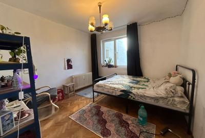 Titan 3 Camere Etaj 3 64 Mp  Bloc 1970 Caramida 10 Min Metrou Gata De Renovare - 6