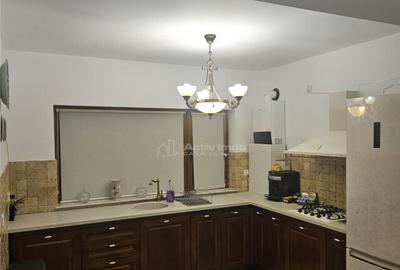 Casă cu 4 camere cu Teren 100 Mp în 1 Decembrie - 9