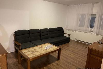 Apartament cu 2 camere decomandat în Gara de Nord