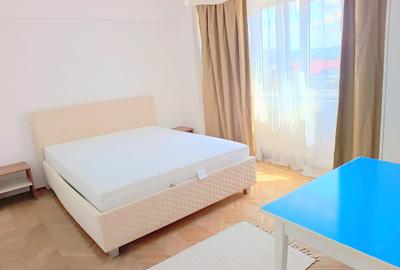 Apartament cu 3 camere, 2 balcoane, 2 bai, boxa subsol -90 mp- Central - 3