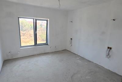 Agigea-Primarie, vila P+1, SD 125 mp, 4 camere, teren in proprietate de 260 mp - 3