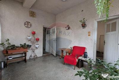 Casă cu 11 camere cu Teren 330 Mp în Iancului - 18