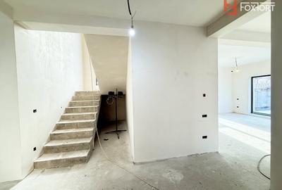 Casă individuală cu 5 camere cu Canalizare în Dumbrăvița - 3