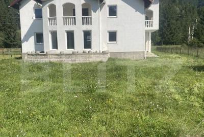 Vila cu etaj de vanzare in Pojorata - 3
