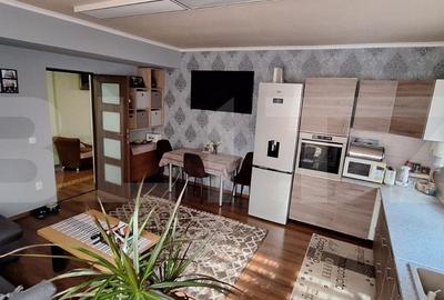 Casa ce se poate imparti in 3 ap, zona Petrom Baciu, 250 mp utili