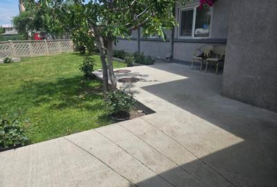 Casă cu 4 camere cu Canalizare în Sud - 2
