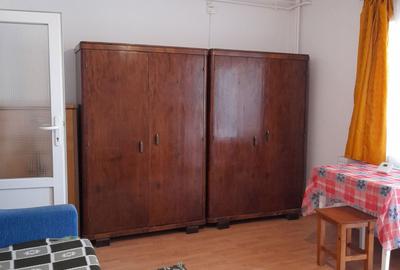 Garsonieră decomandată în Central - 2