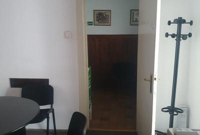 Apartament 4 camere ultracentral bl. Patria - 9