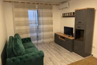 Garsonieră decomandată în Central