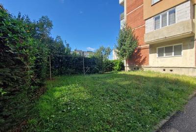 Apartament 3 camere, 71 mp, zona Hotvon - 10