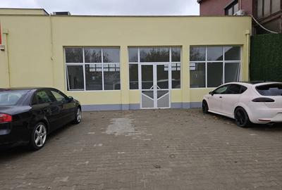 Spațiu comercial, de 160 mp, în Central