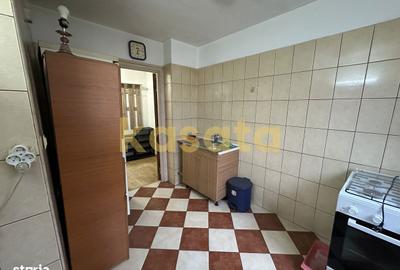 Apartament cu 3 camere în Drumul Taberei - 13
