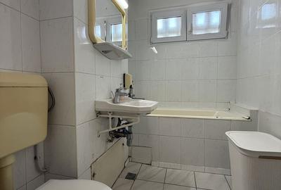 Apartament cu 3 camere semidecomandat în Circumvalațiunii - 2