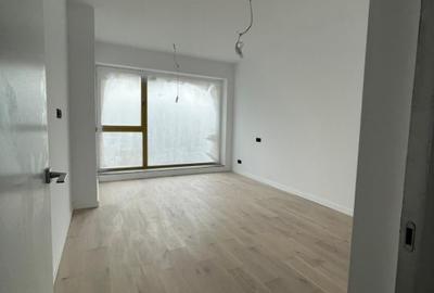 Duplex cu 4 camere cu Canalizare în Central - 6