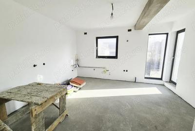 Casă cu 3 camere cu Teren 400 Mp în Geamăna - 2