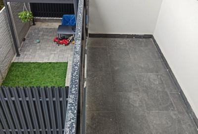 Casă cu 4 camere cu Canalizare în Central - 36