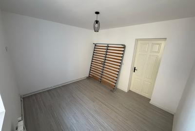 Apartament cu 3 camere decomandat în Central - 12