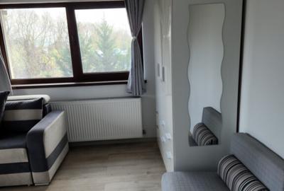 Inchiriez Garsoniera mare decomandata loc parcare,terasa! central - 1