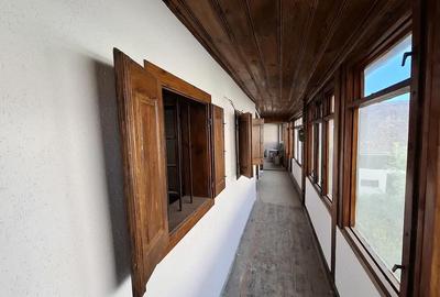 Casă cu 3 camere cu Teren 1850 Mp în Rod - 2