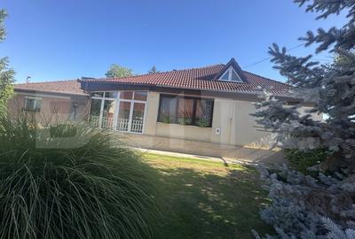 Casa plan parter 170 mp, zona Micro 17 - 18