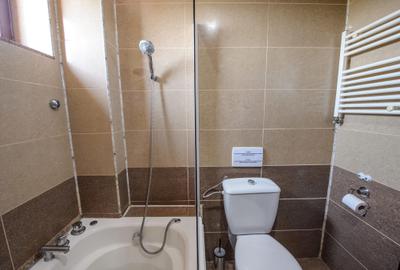 Închiriere  3 Camere în Mamaia - Regent, Zona Vega 500 euro - 28