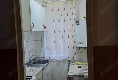 De inchiriat apartament cu 2 camere,decomandat - 3