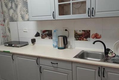 Garsoniera - zona Pia?a Muncii - 2